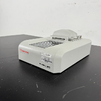 Thermo Scientific NanoDrop 8000 Spectrophotometer image 1